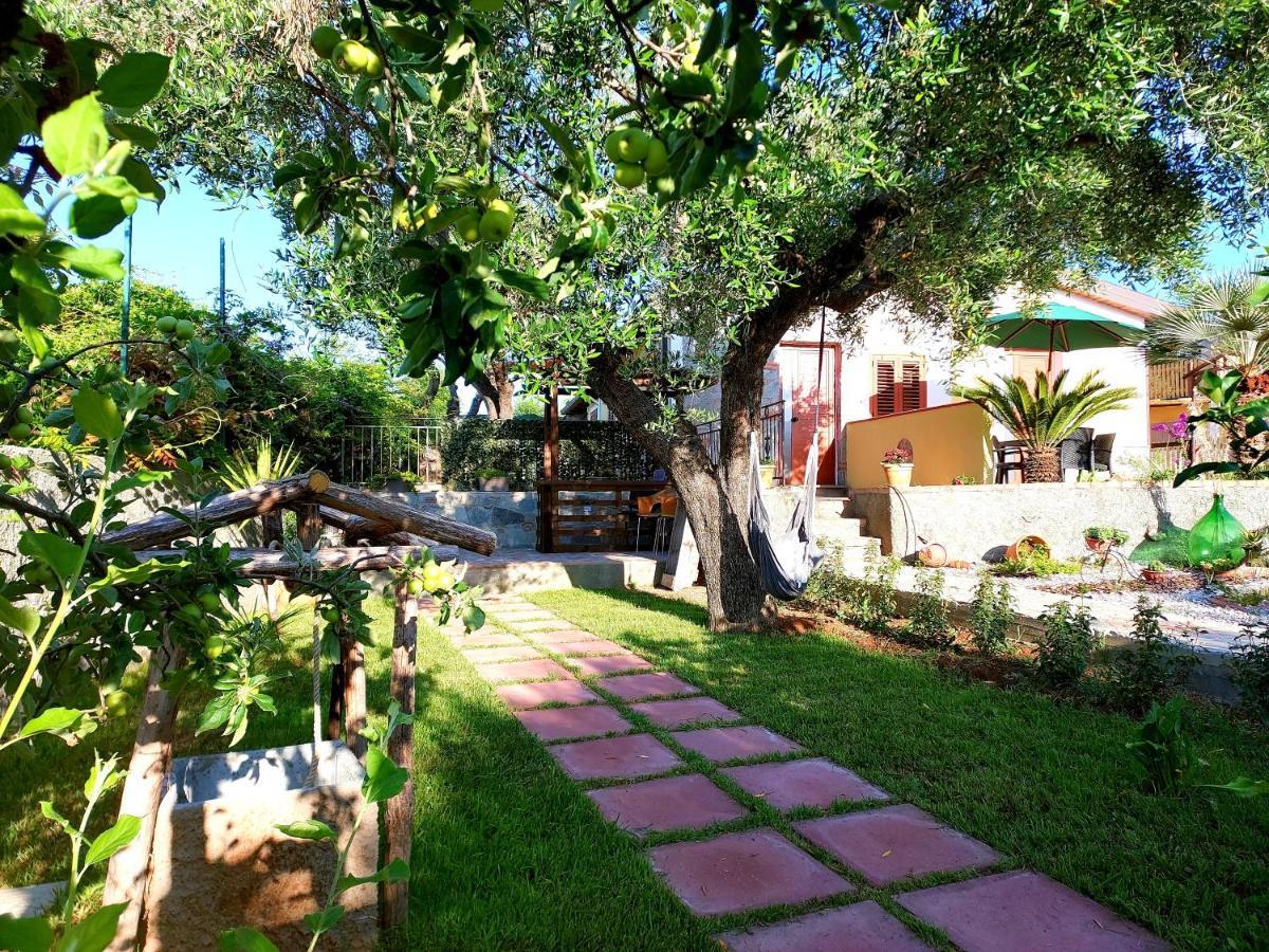 Parco Esmeralda - Family Residence E Breakfast Marina di Camerota Exterior foto