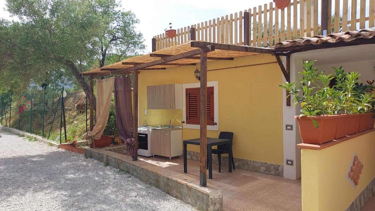 Parco Esmeralda - Family Residence E Breakfast Marina di Camerota Habitación foto